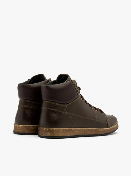Dunkelbraune Herrenstiefel