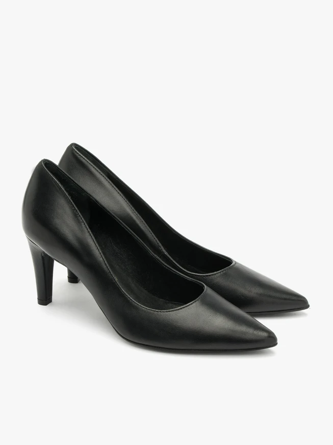 Stiletto pumps
