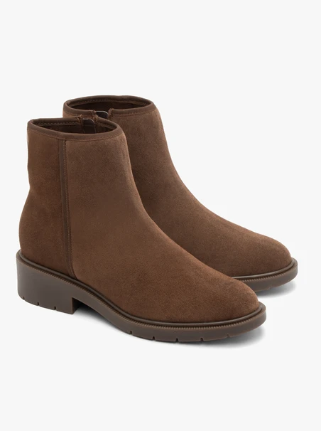Braune Velourslederstiefel