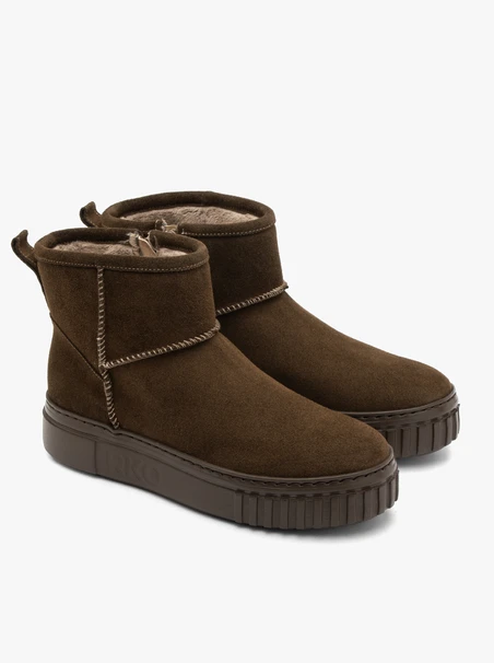 Dunkelgrüne kurze Schneestiefel