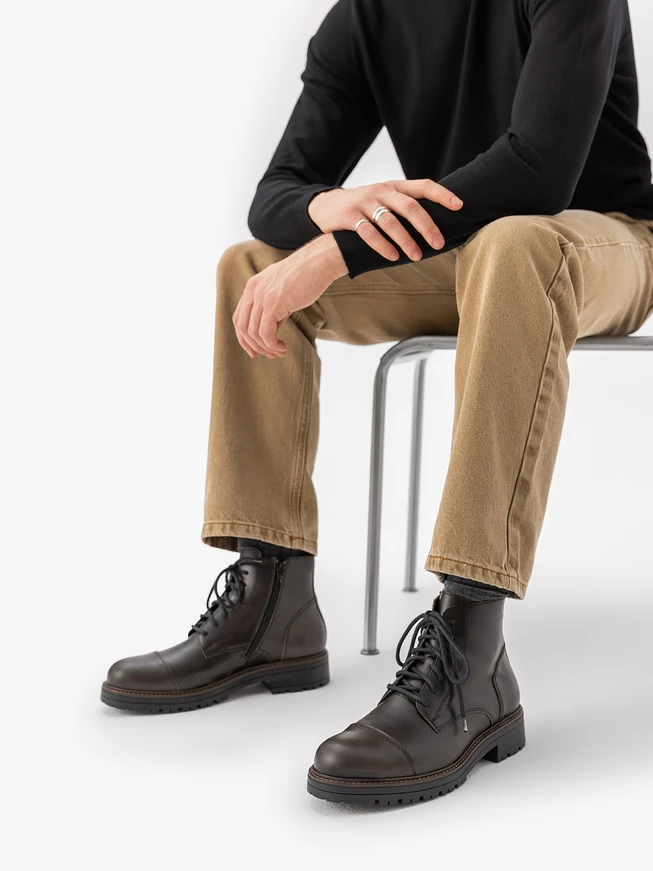 Dunkelgrüne Vollnarbenlederstiefel