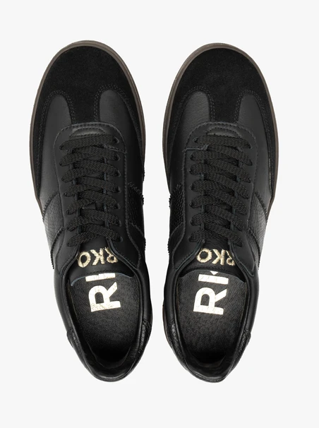 Black women's lace-up sporty shoes