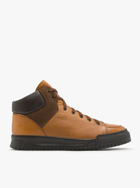 Braune Herrenstiefel