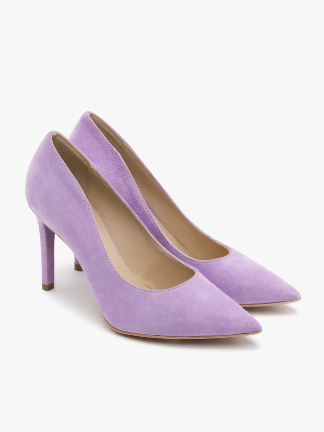Fliederfarbene hohe Stiletto-Pumps