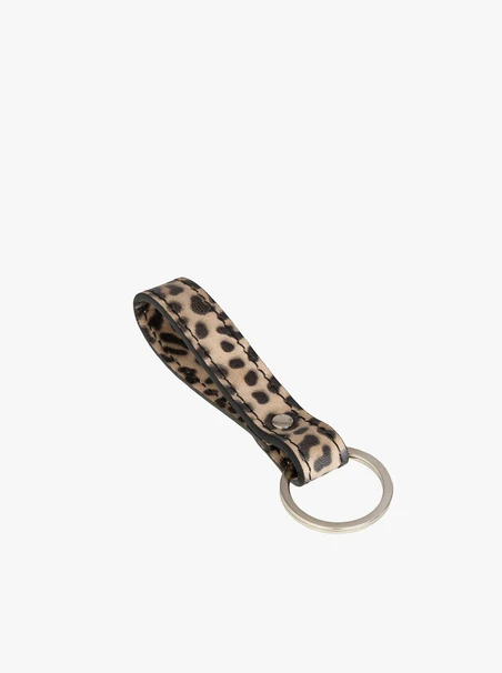 Schlüsselanhänger aus Leder mit Leopardenmuster