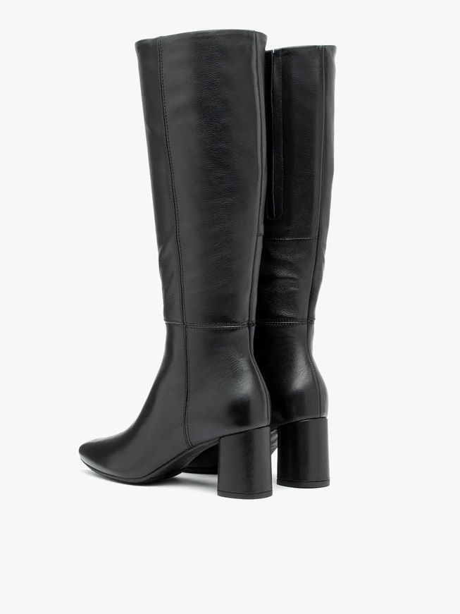Schwarze Stöckelschuhe