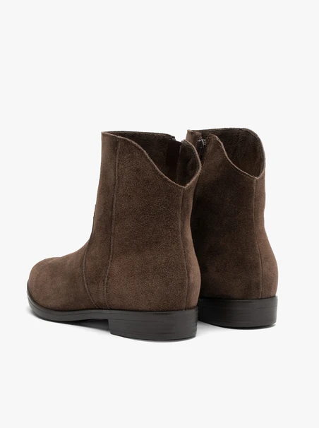 Braune kurze Cowboystiefel