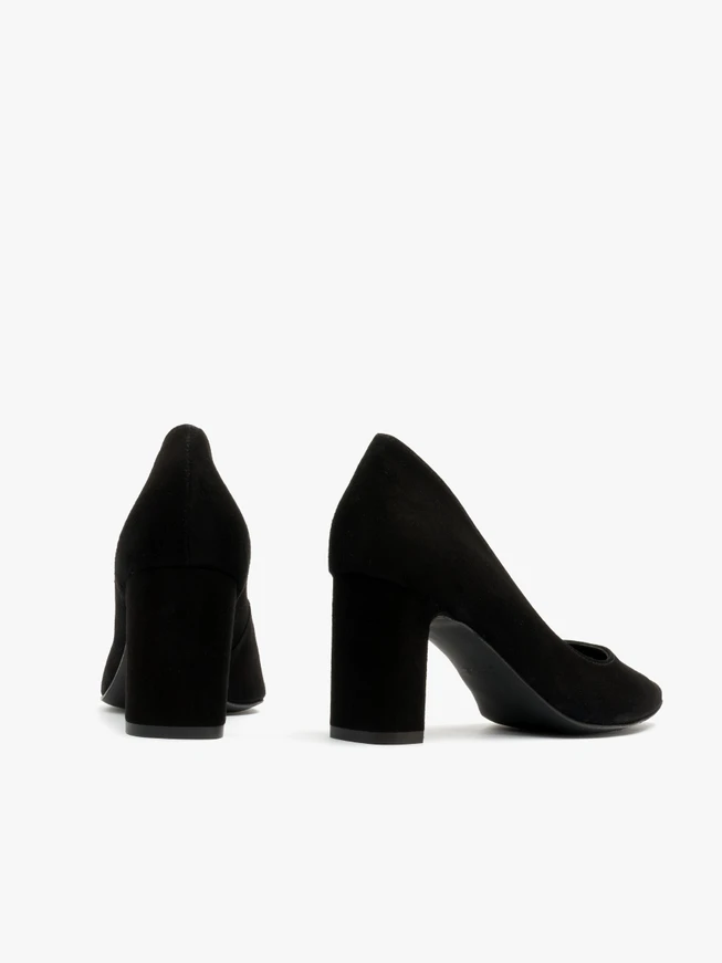 Black velour post pumps