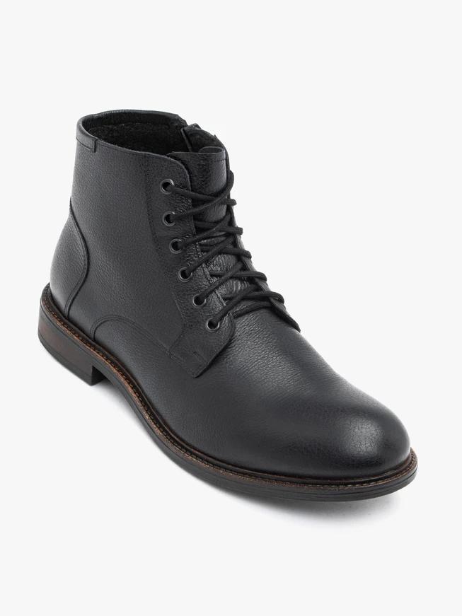 Schwarze Herrenstiefel