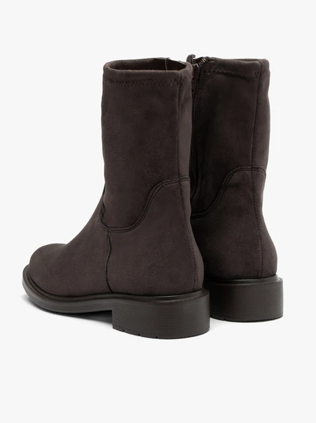 Brauner höherer Stiefel mit elastischem Schaft