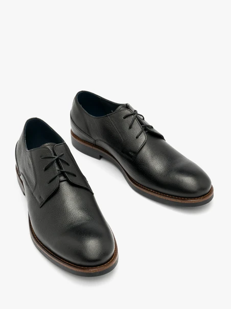 Schwarze Halbschuhe für Männer mit braunen Stollen