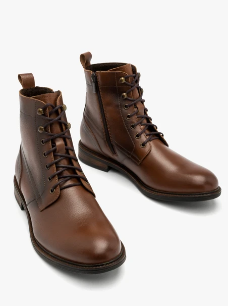 Dunkelbraune Herrenstiefel
