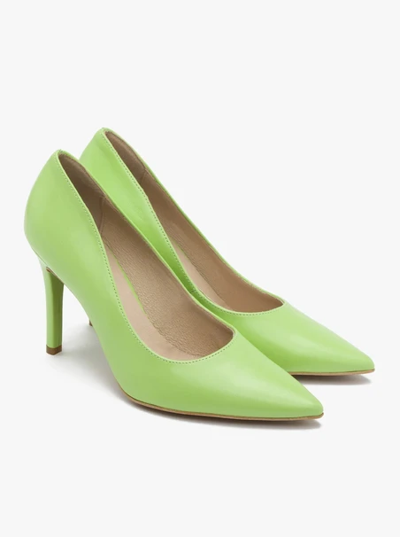 Grüne hochhackige Pumps