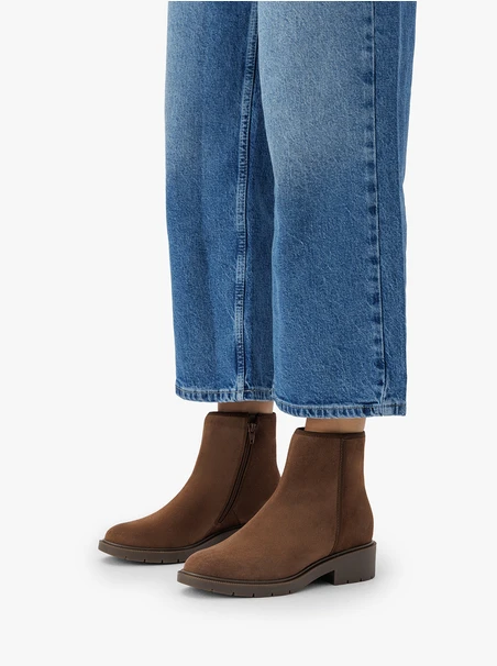 Braune Velourslederstiefel