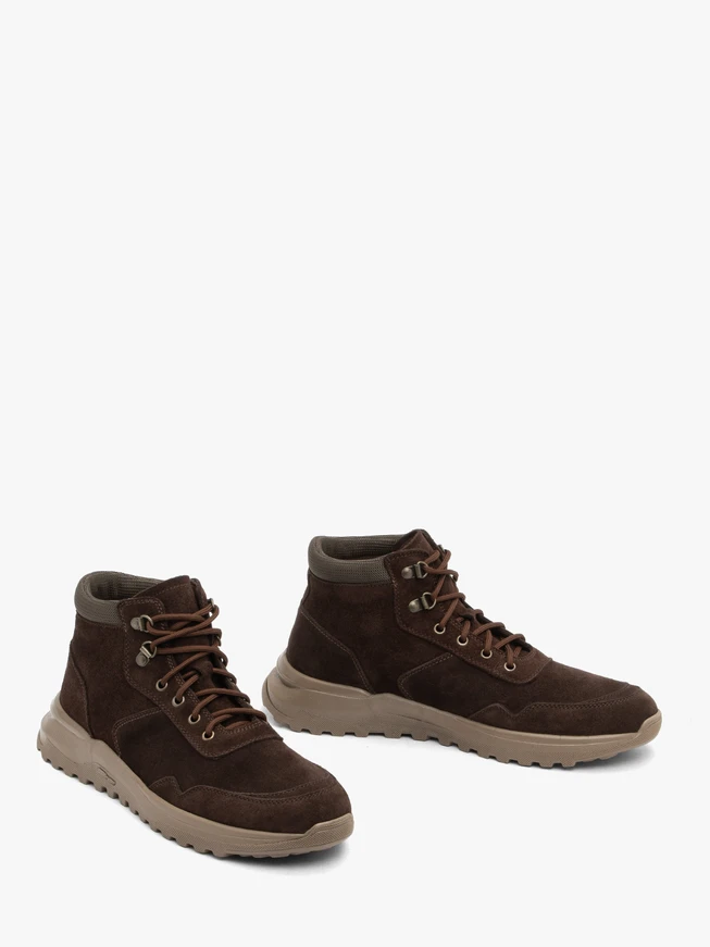 Dunkelbraune Herren-Sportstiefel