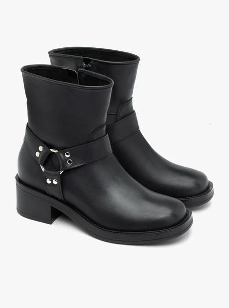 Schwarze Biker-Stiefel aus genarbtem Leder