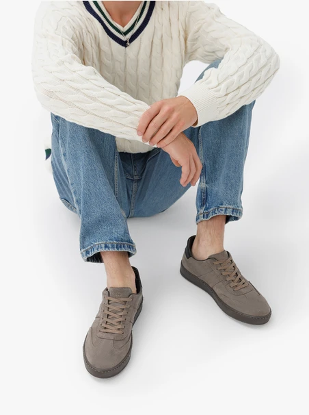 Dunkelgraue Herren Sporthalbschuhe