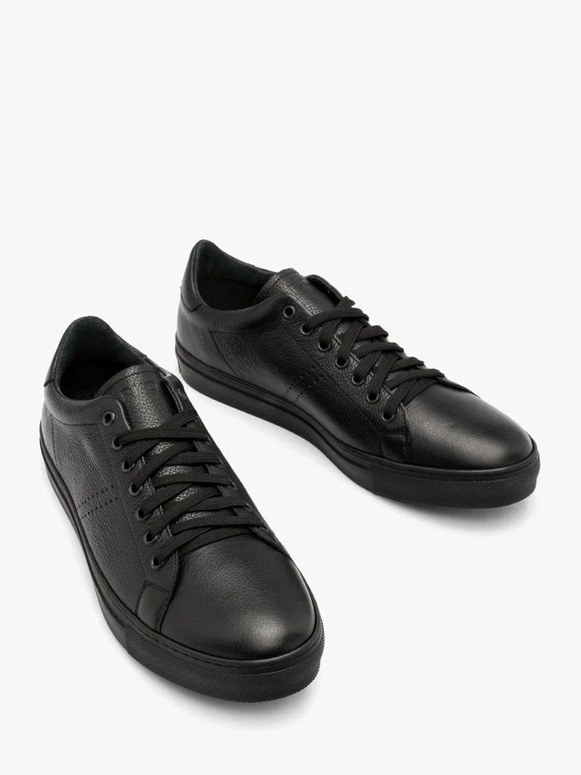 Schwarze Sporthalbschuhe für Männer