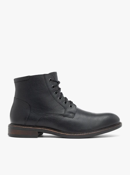 Black men’s lace-up boots