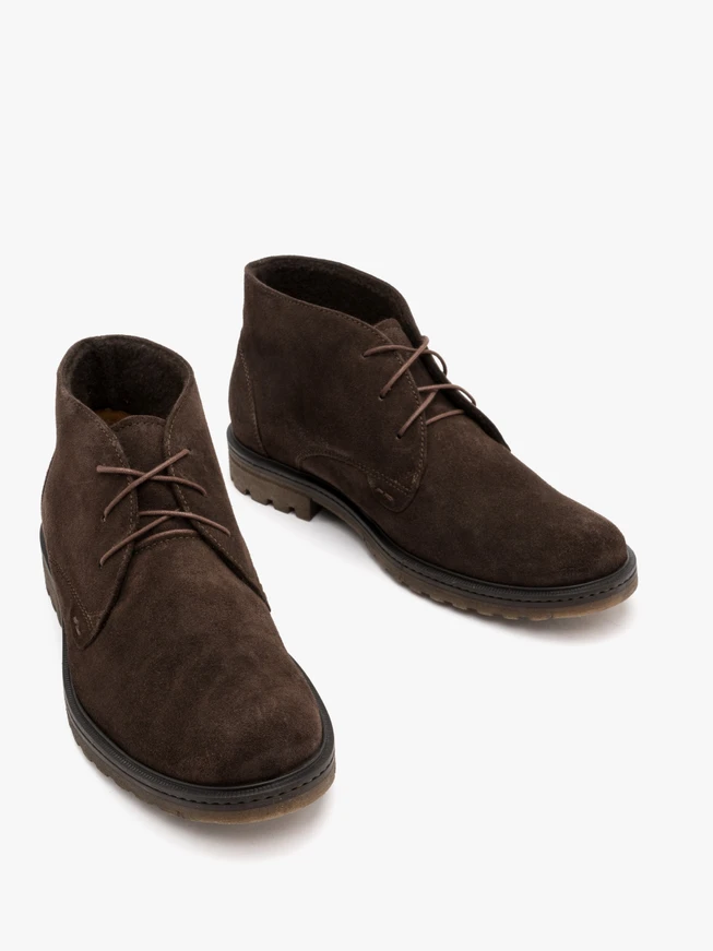Brown men's sneaker