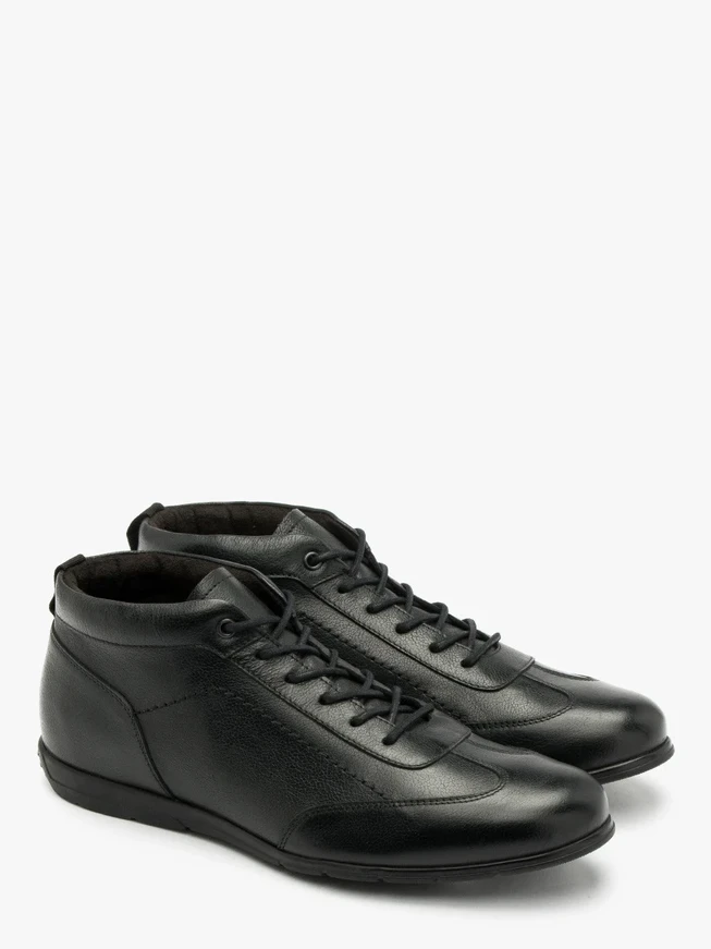 Schwarze Herrenstiefel