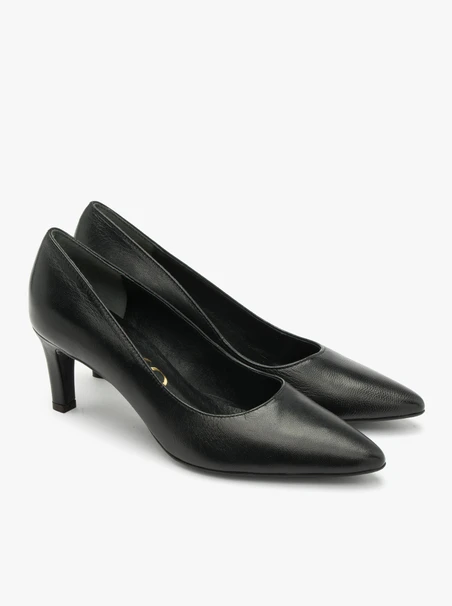 Black stiletto pumps