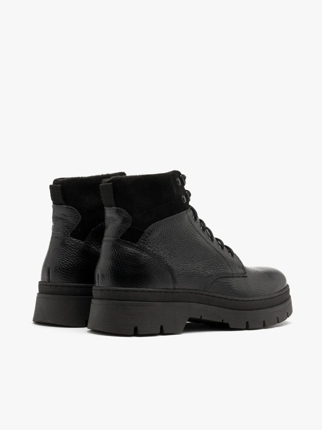 Black men’s boot
