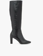 Schwarze hochhackige Stiefel aus genarbtem Leder