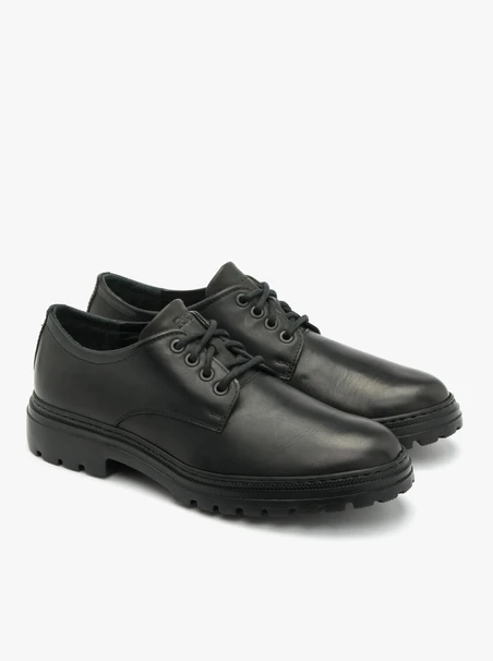 Schwarze Halbschuhe für Männer mit leichter Sohle
