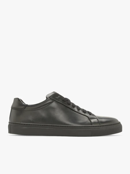 Black men’s sneakers