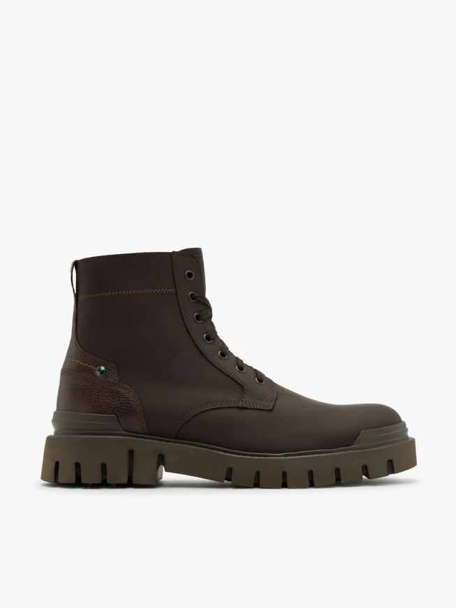 Braune Herrenstiefel