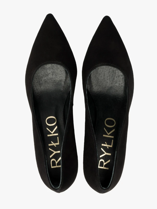Black velour post pumps