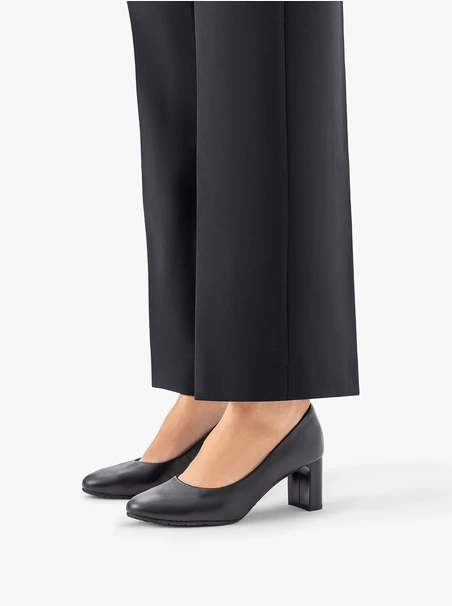 Schwarze Stiletto-Pumps