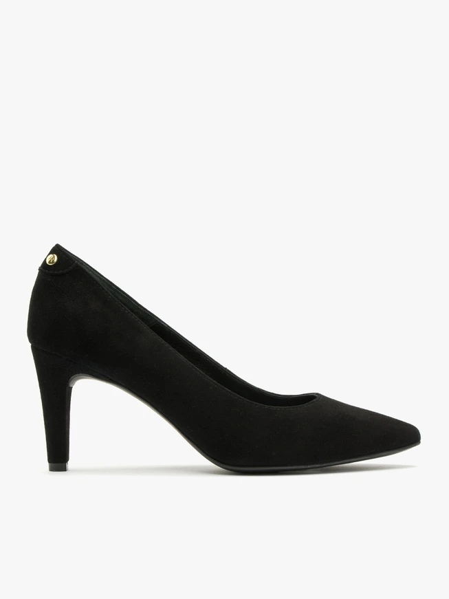 Stiletto pumps