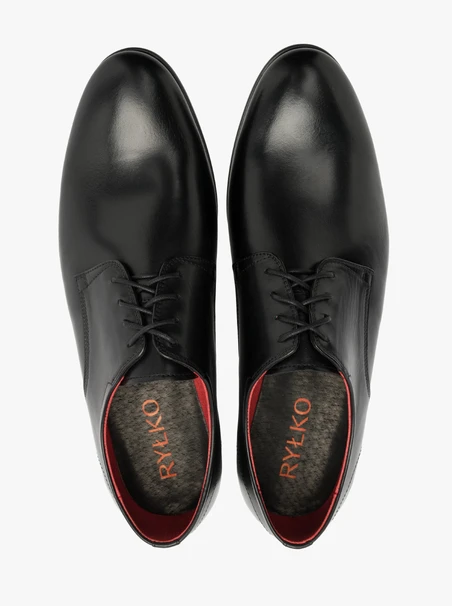 Schwarze Halbschuhe mit Ziernähten
