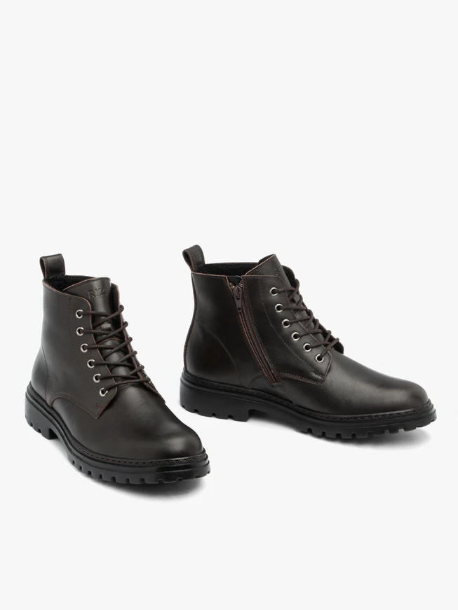 Braune Vollnarbenlederstiefel