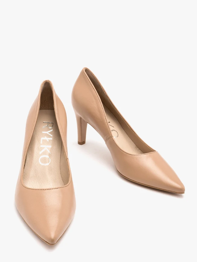 Women's beige pumps