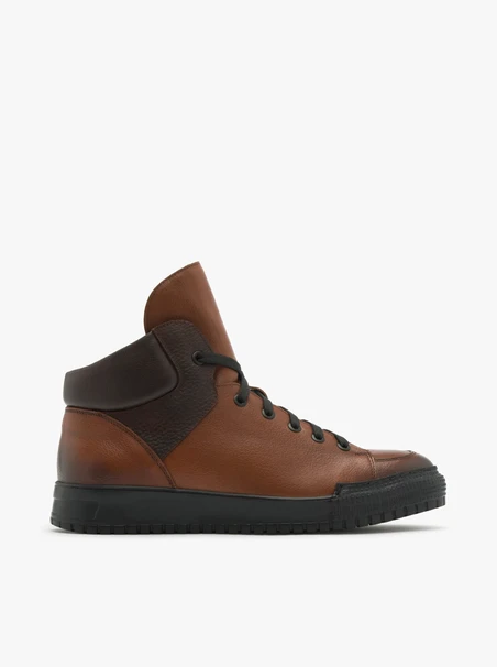 Braune Herrenstiefel