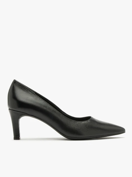 Black stiletto pumps
