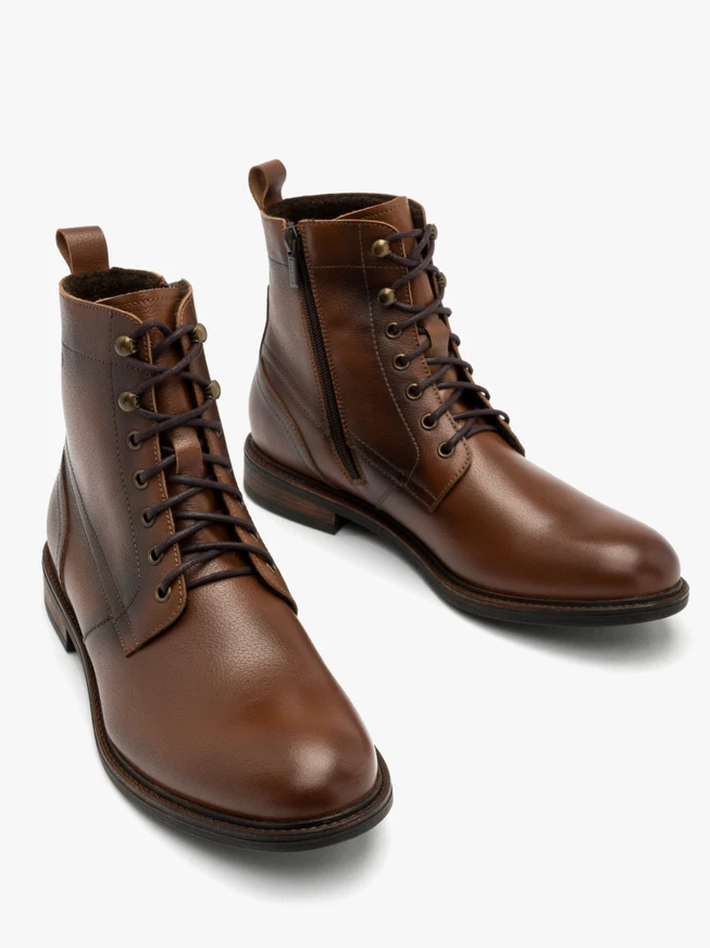 Dunkelbraune Herrenstiefel