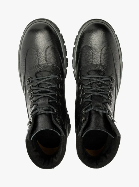 Schwarze Herrenstiefel