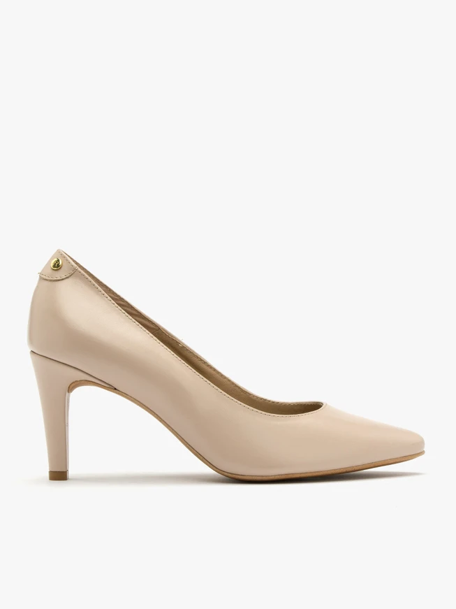 Stiletto pumps