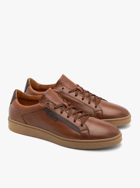 Brown men's lace-up sporty shoes