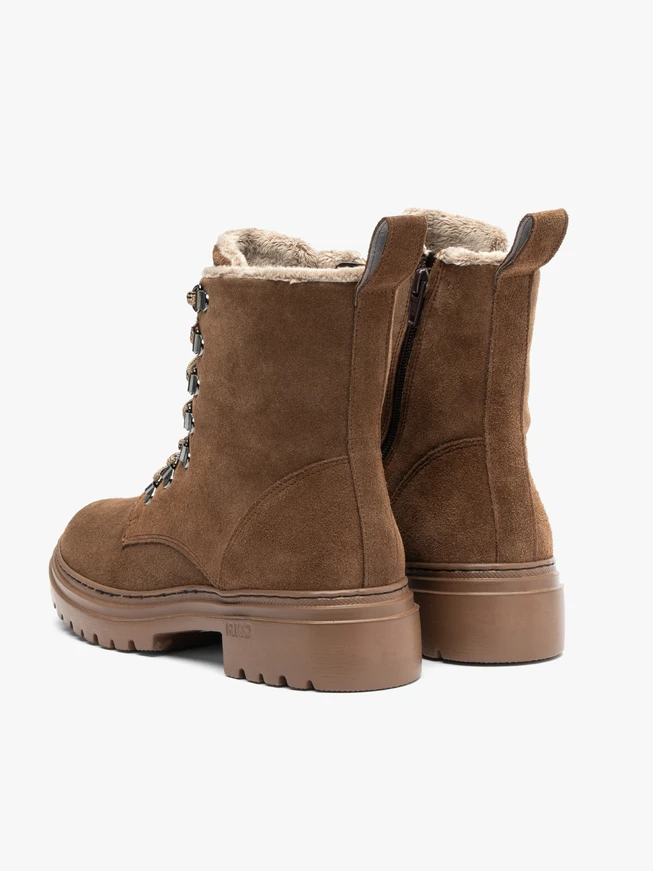 Braune Schnürstiefel