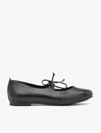 Schwarze Ballerinas mit Schnürung