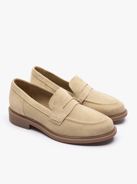 Mokassins aus sandfarbenem Veloursleder