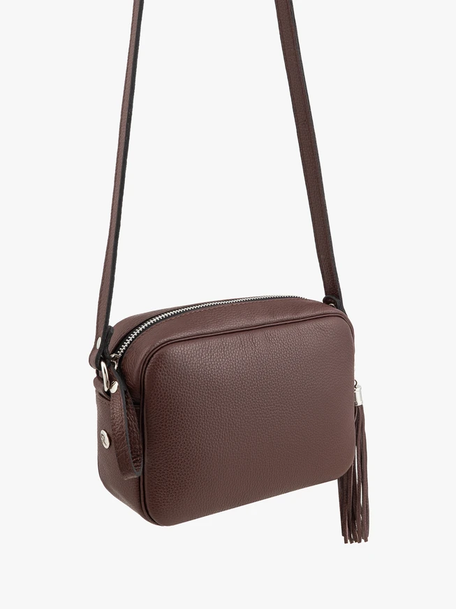 Kleine braune Handtasche mit Quaste