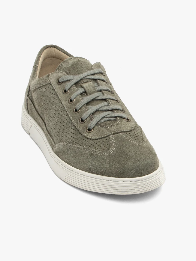 Halbschuhe aus Veloursleder zum Schnüren in Oliv