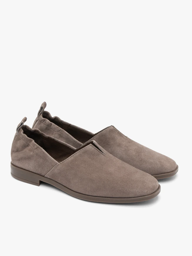 Braune Veloursleder-Slipper-Halbschuhe