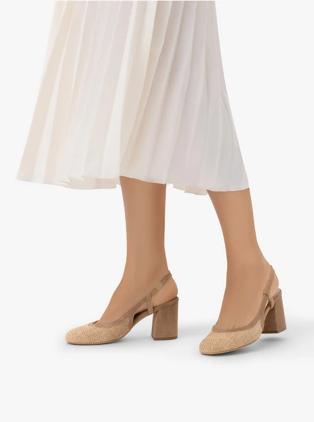 Beige Ryłko heels